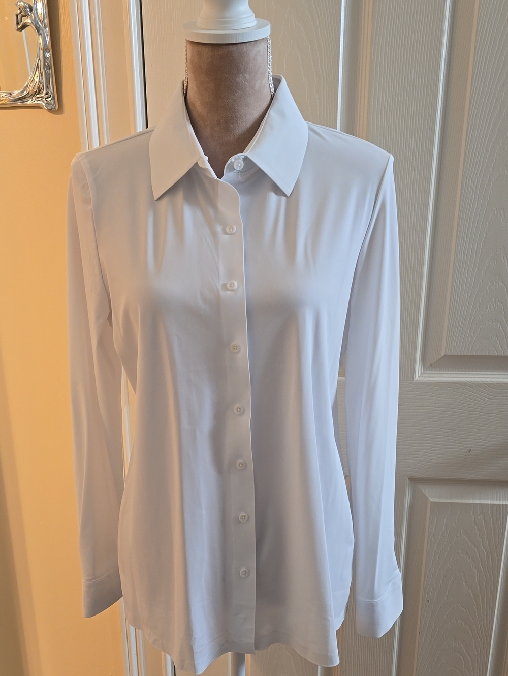 Classic White Button-Down Shirt - Women's Long Sleeve Size Large